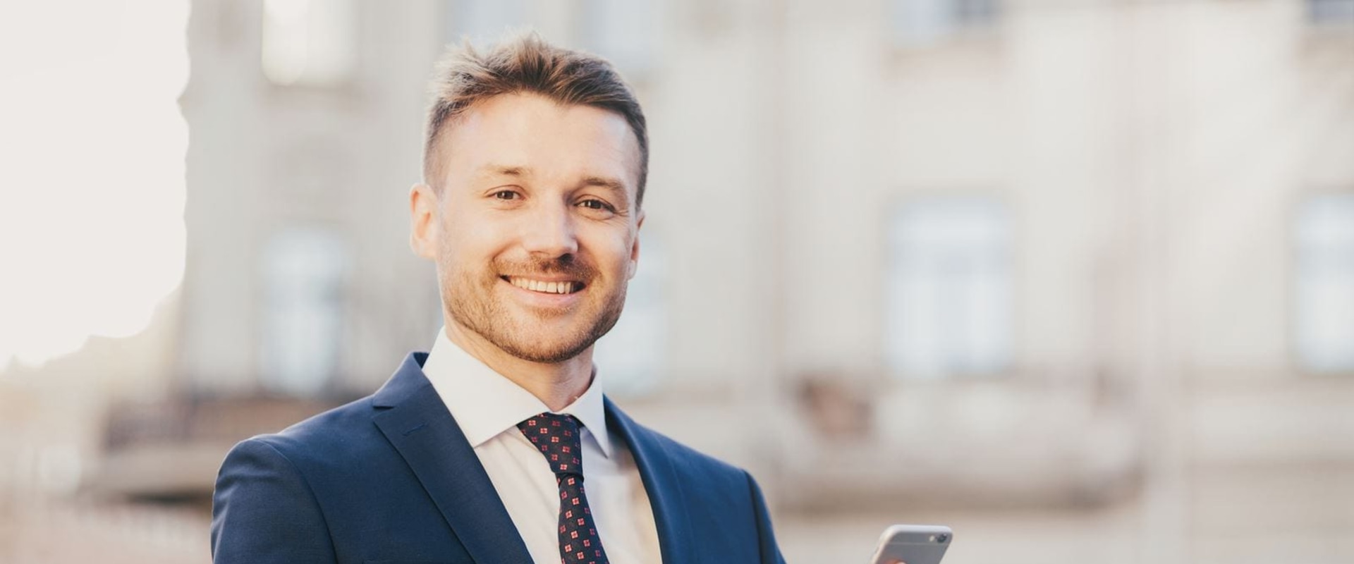 How can i become a property manager?